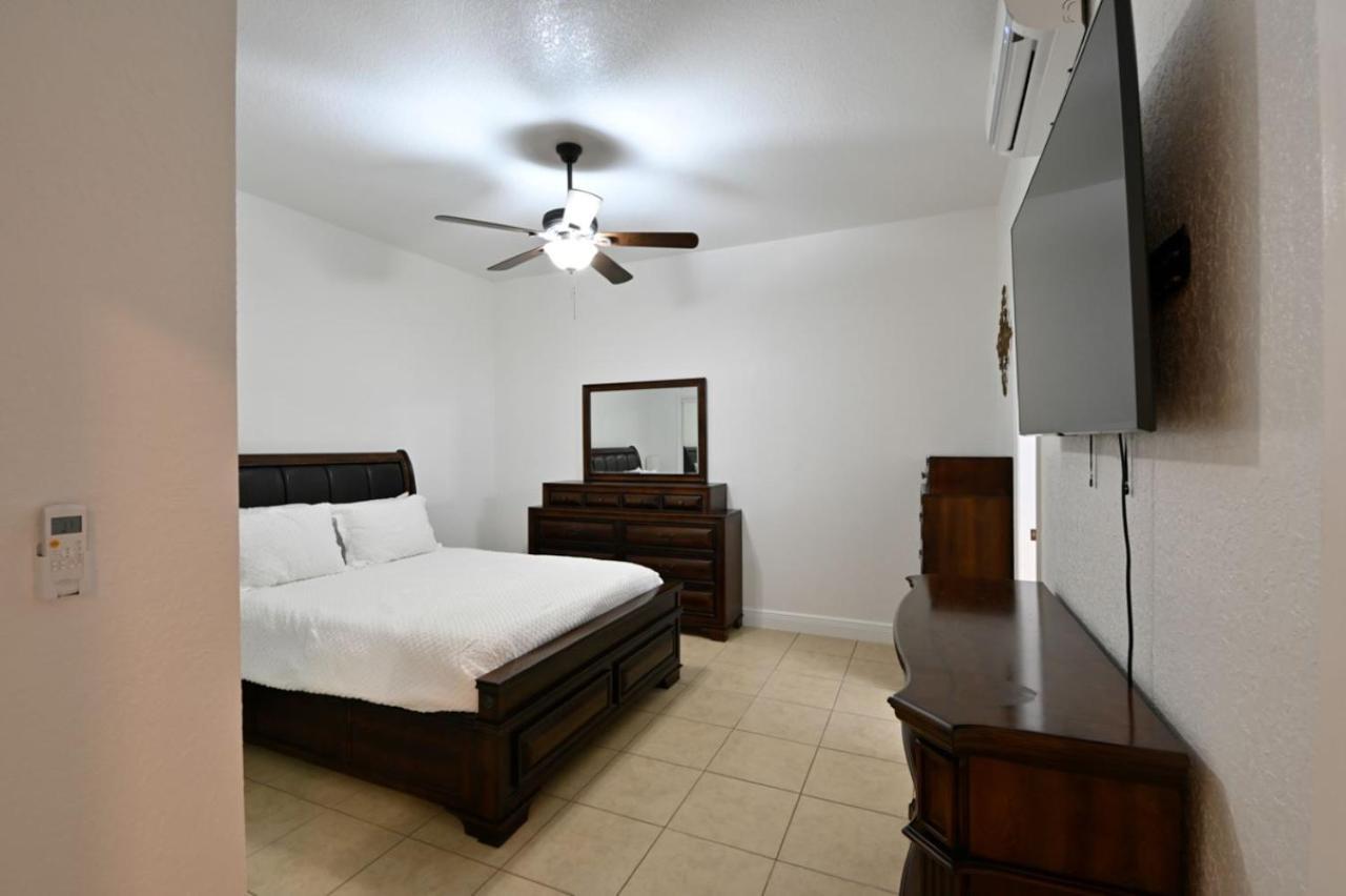 Paradise In Brandon With Luxurious 6 Person Spa Exterior photo